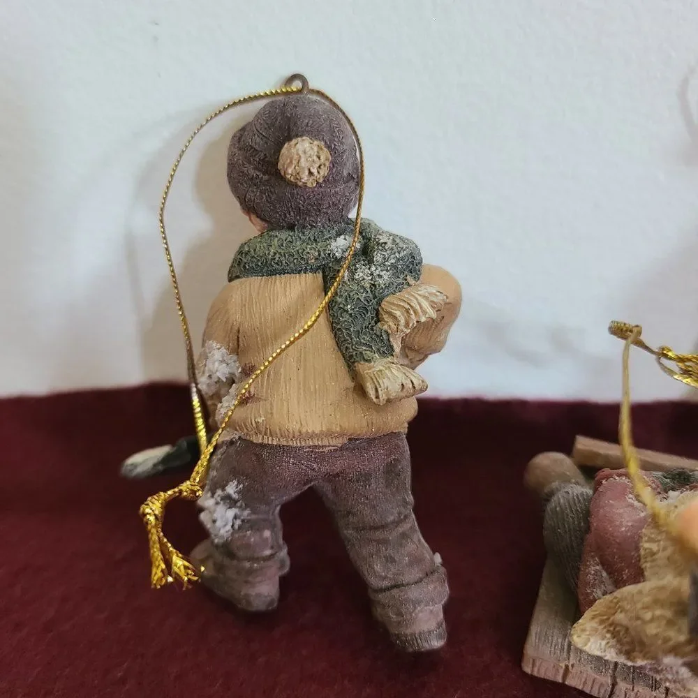 Vintage Resin Christmas Winter Young Children Ornaments Set Old-Fashioned Dress